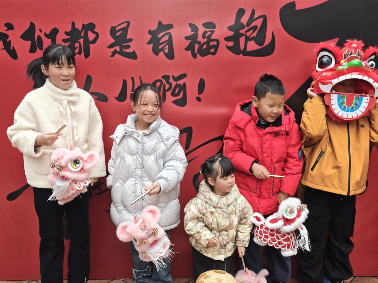 元宵暖邻里，青春志愿行